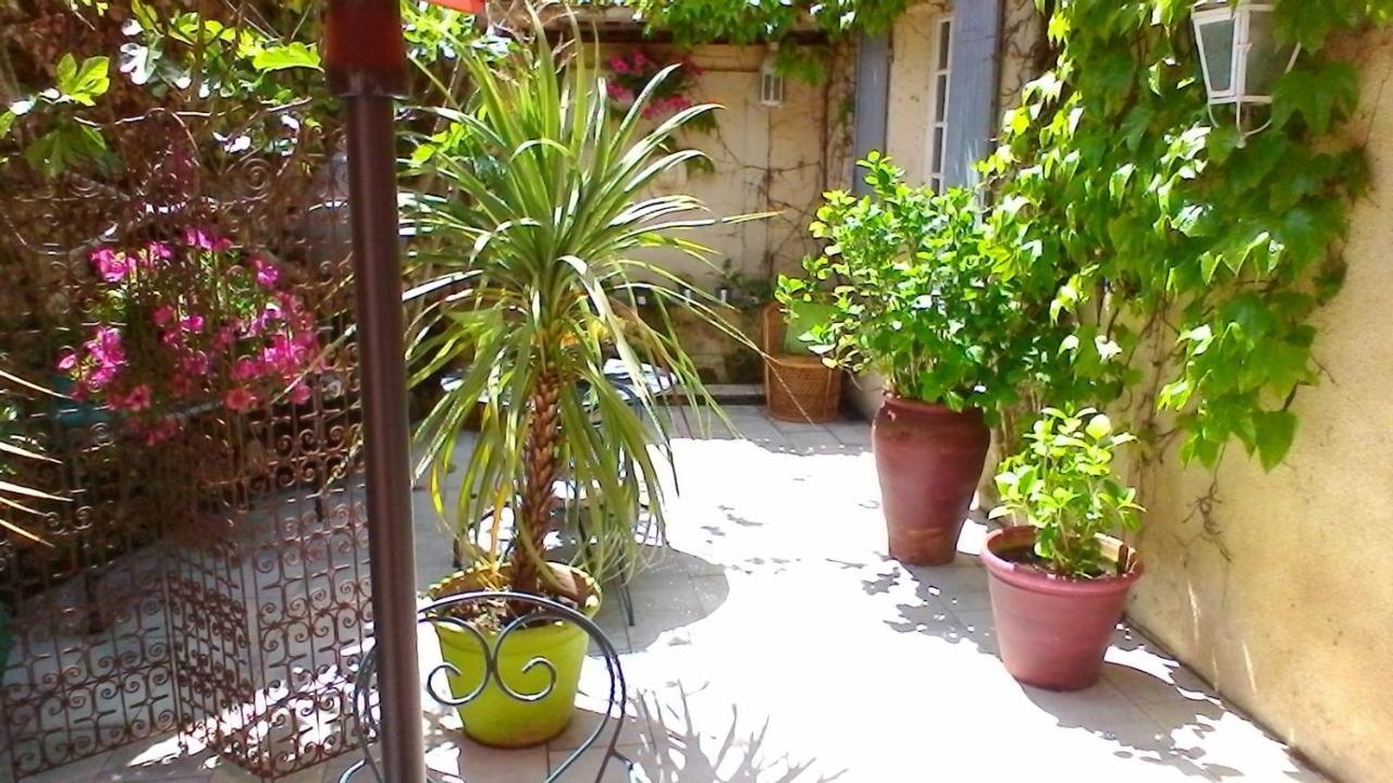 Le Domaine De La Lezardiere B&B Espiet Kültér fotó