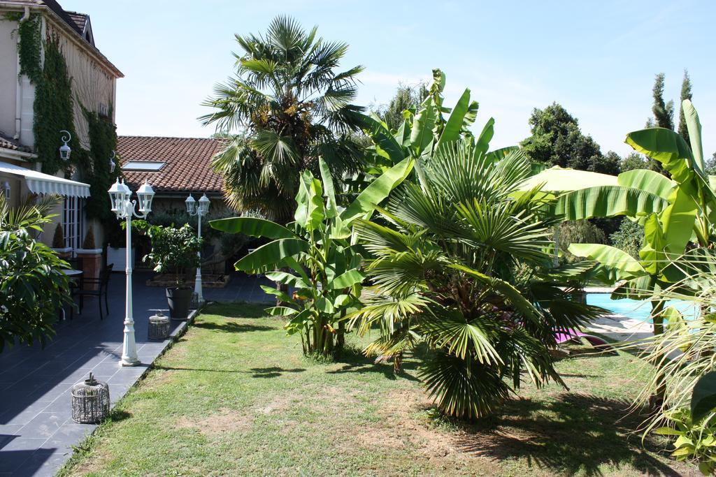 Le Domaine De La Lezardiere B&B Espiet Kültér fotó