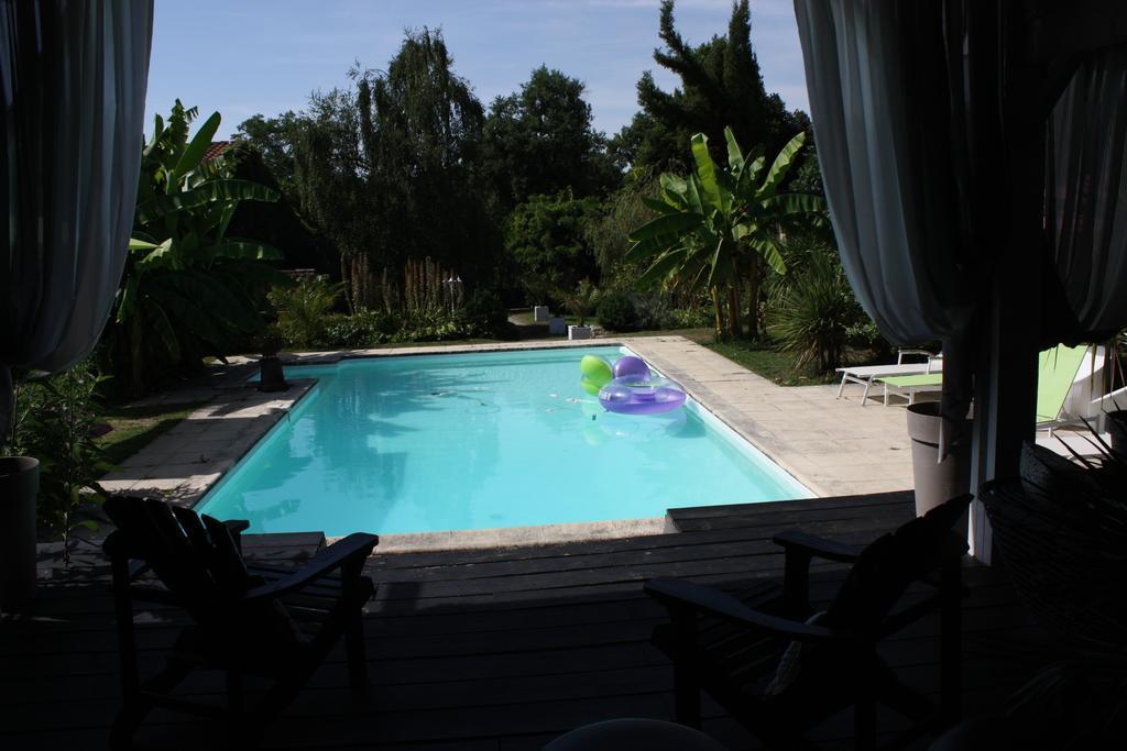 Le Domaine De La Lezardiere B&B Espiet Kültér fotó